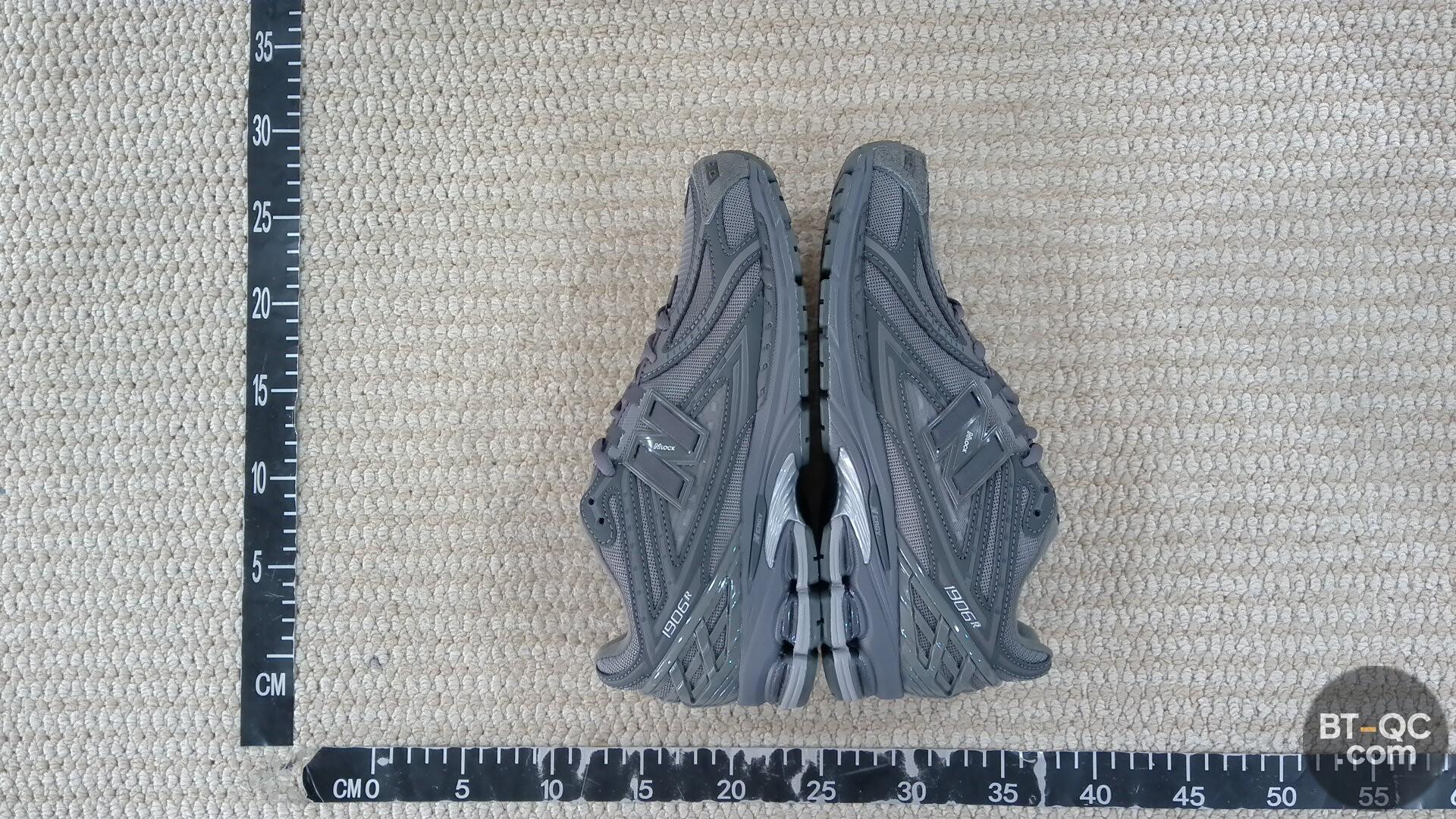 New Balance 1906R Sneakers QC