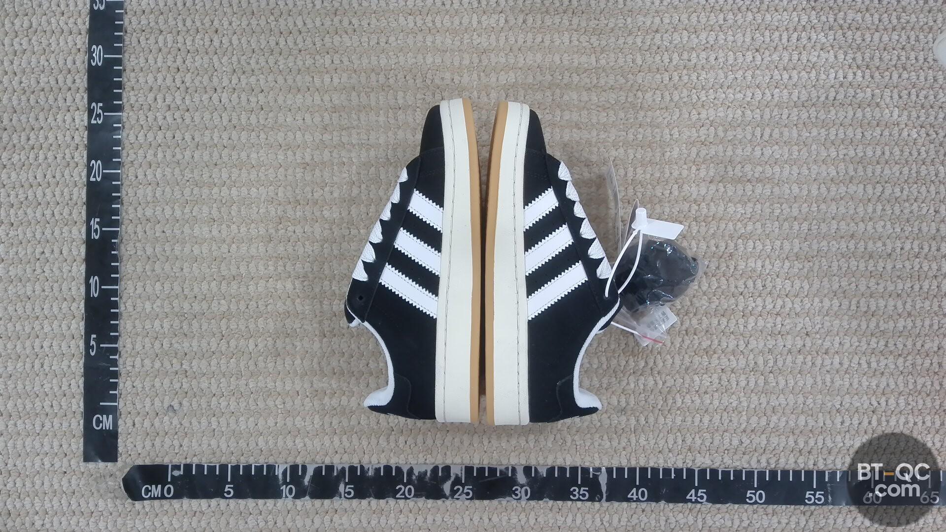 Adidas Sneakers QC
