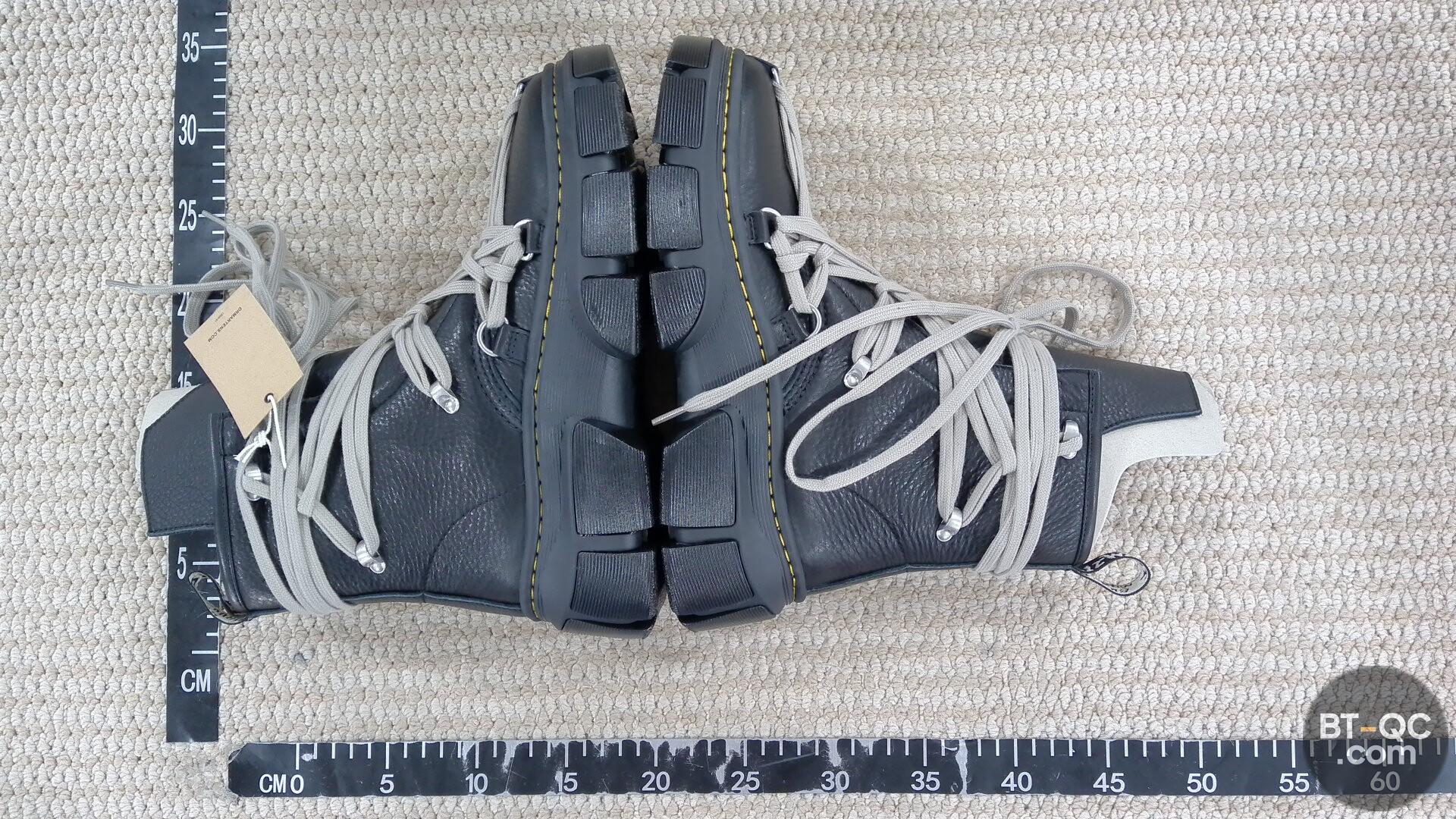 Dr Martens 1460 DMXL Megelace RO Boots Black QC