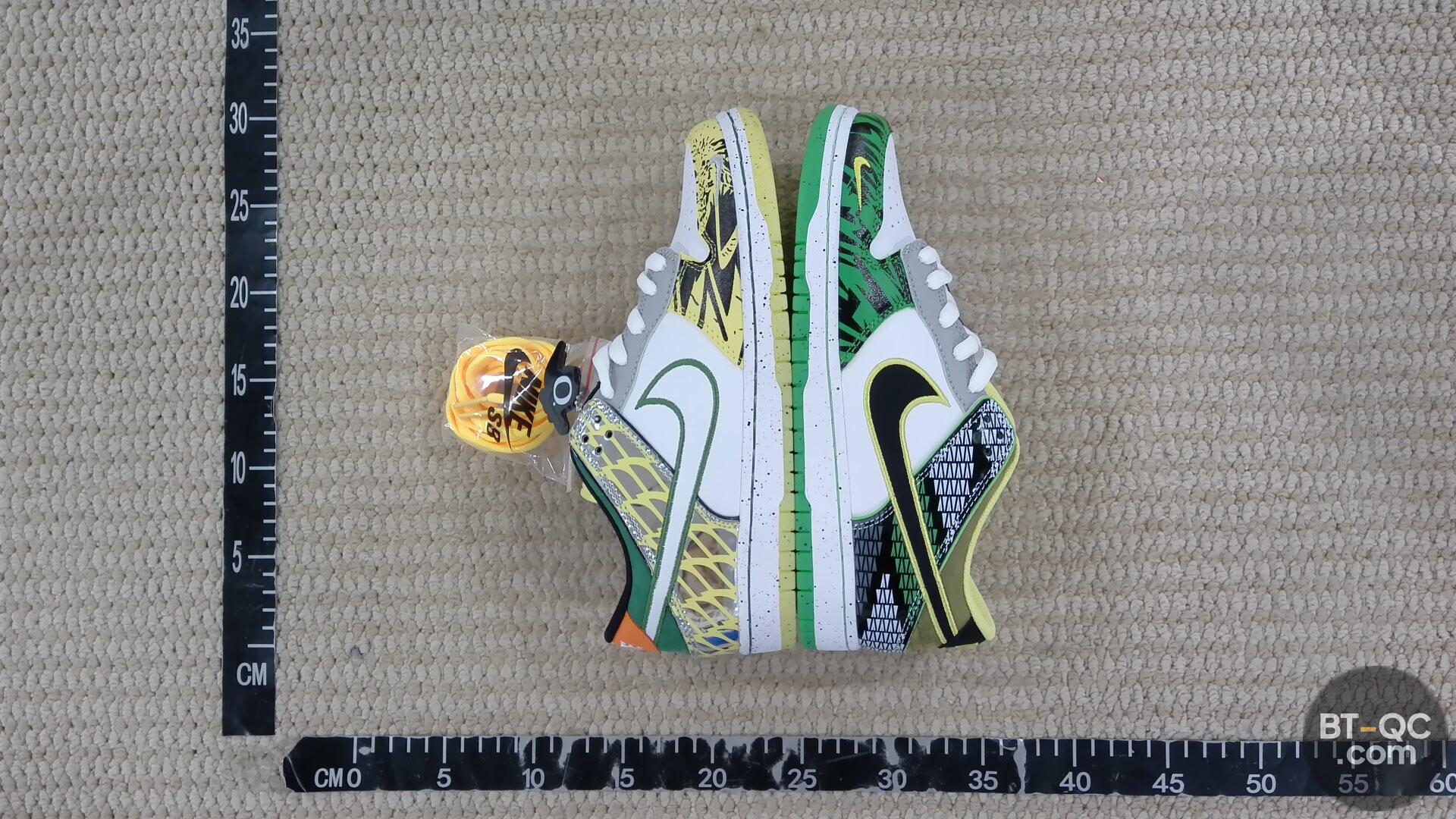 Nike Sneakers QC