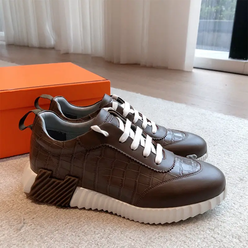 In Stock 2025 European and American New Suede Cowhide Splicing Fabric Casual Shoes Couple Style Fashionable Casual Shoes
