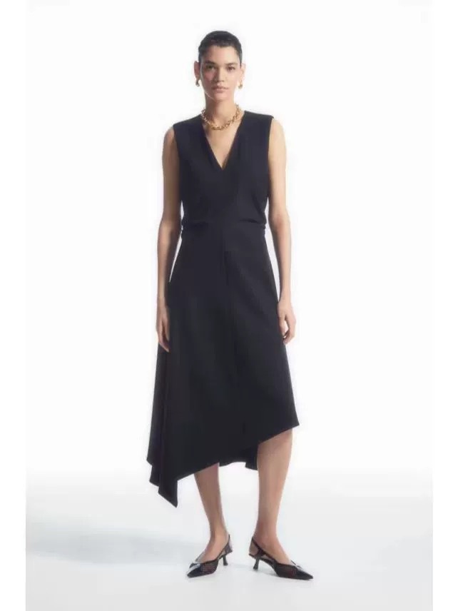 Cs Women's Clothing Summer New Slim Fit V-Neck Pleated Asymmetric Dress Fashionable Commuter Little Black Dress