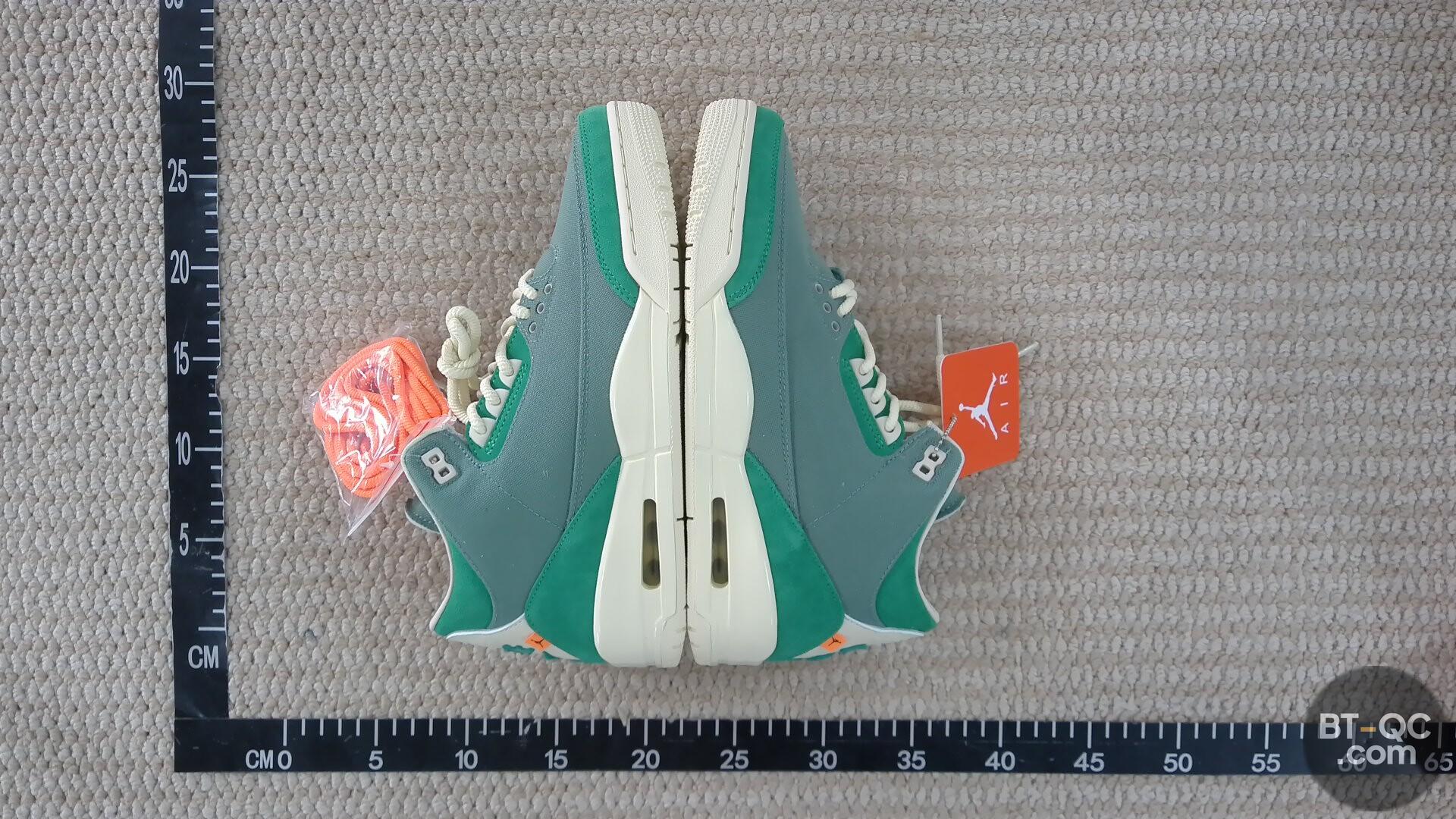 Nike Sneakers QC