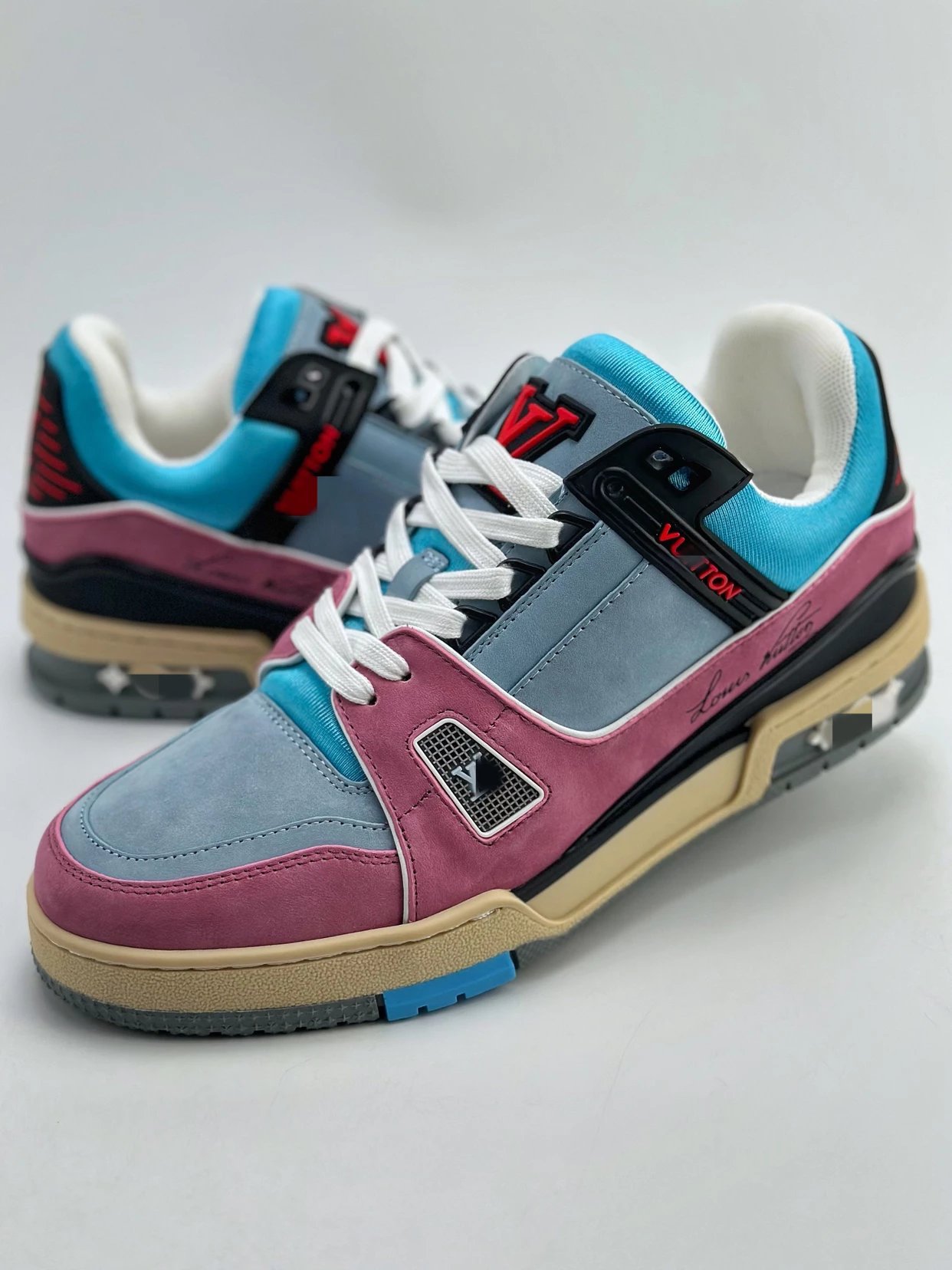 Shoe training hipster