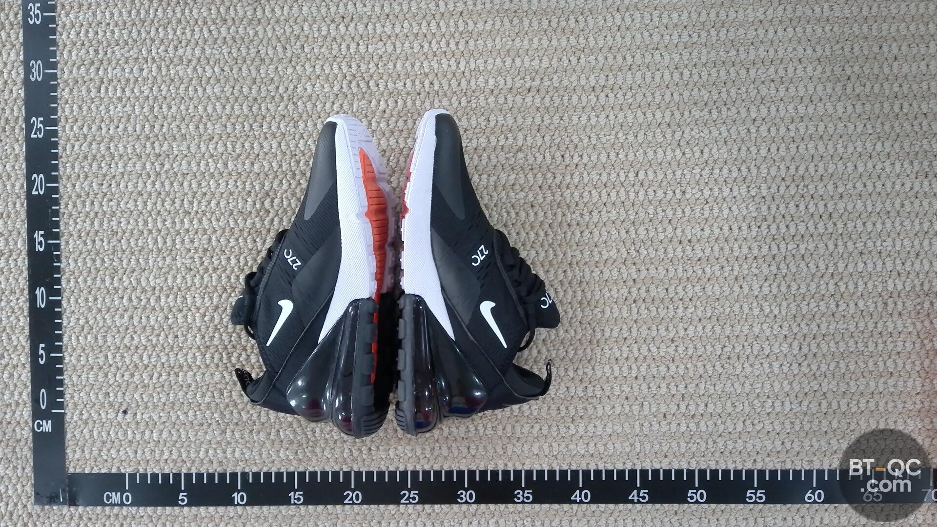 Nike Sneakers QC