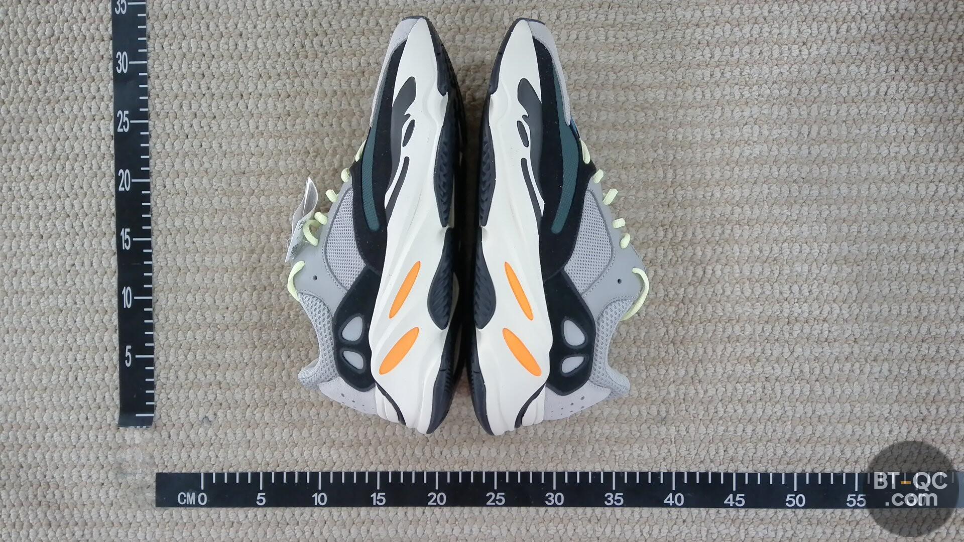 Yeezy Sneakers QC