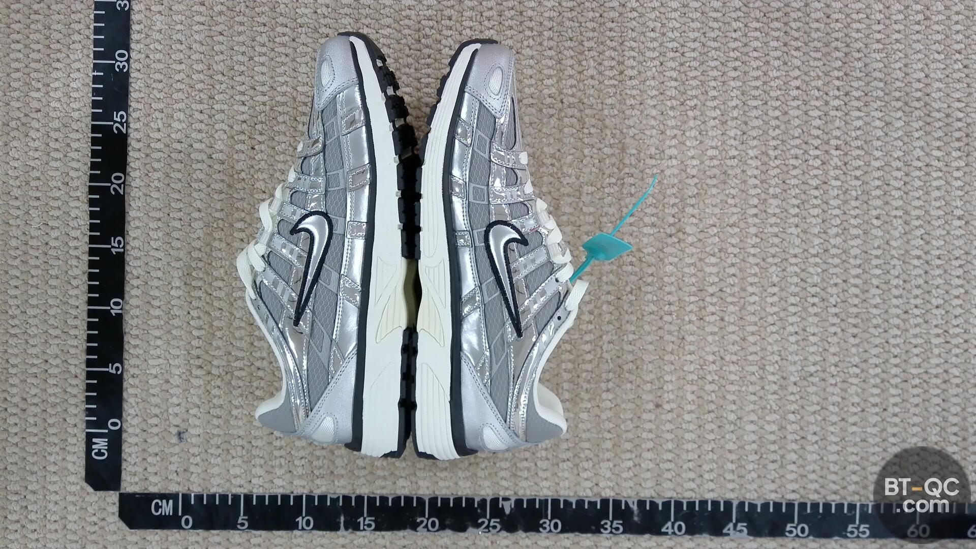 Nike Sneakers QC