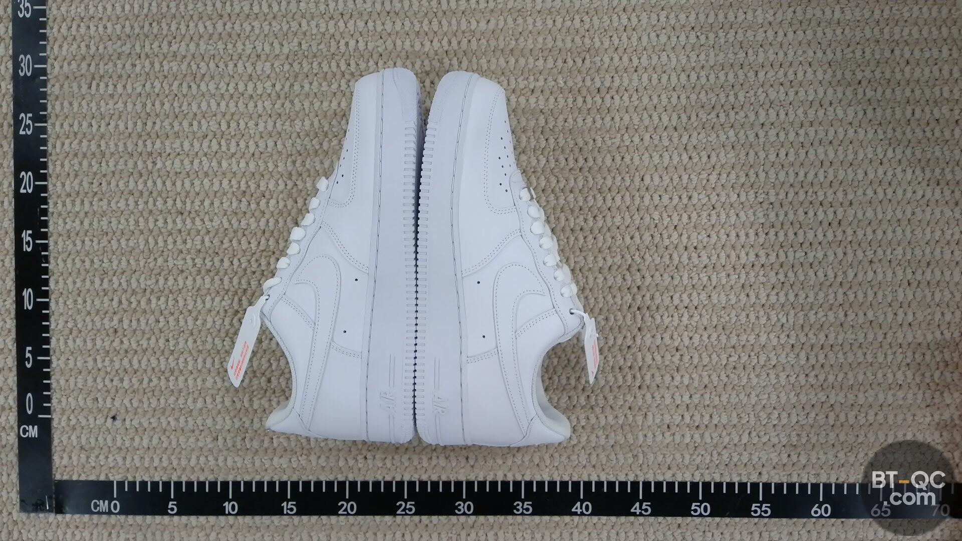 Nike Sneakers QC