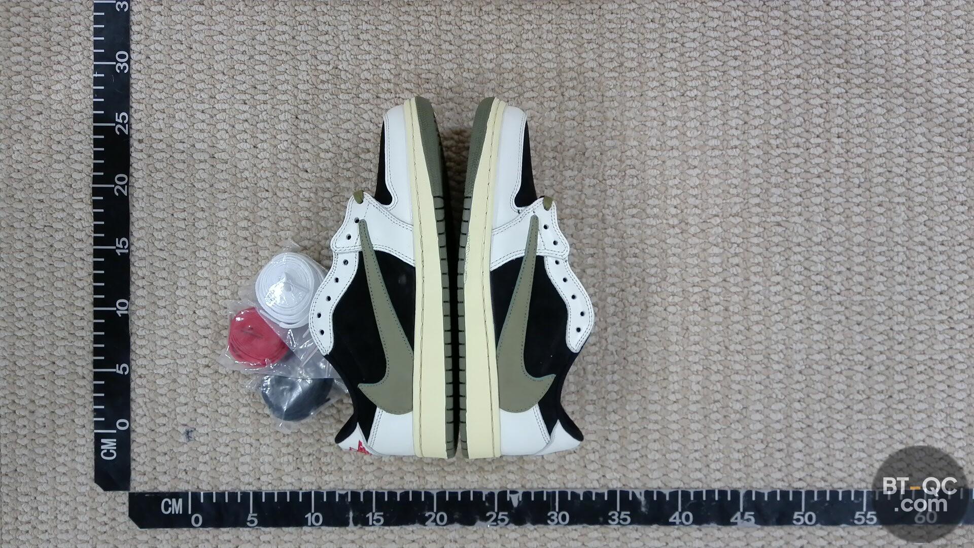 Nike Air Jordan 1 Retro High OG QC
