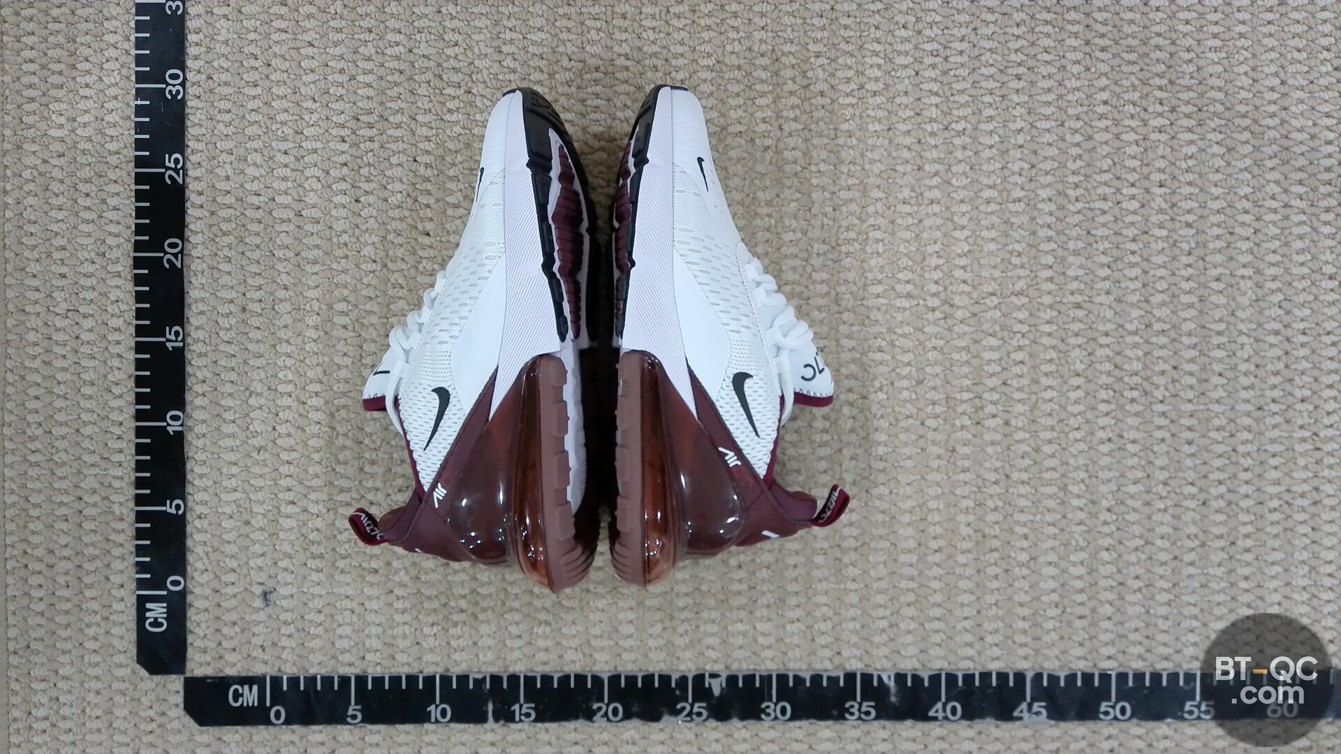 Nike Sneakers QC