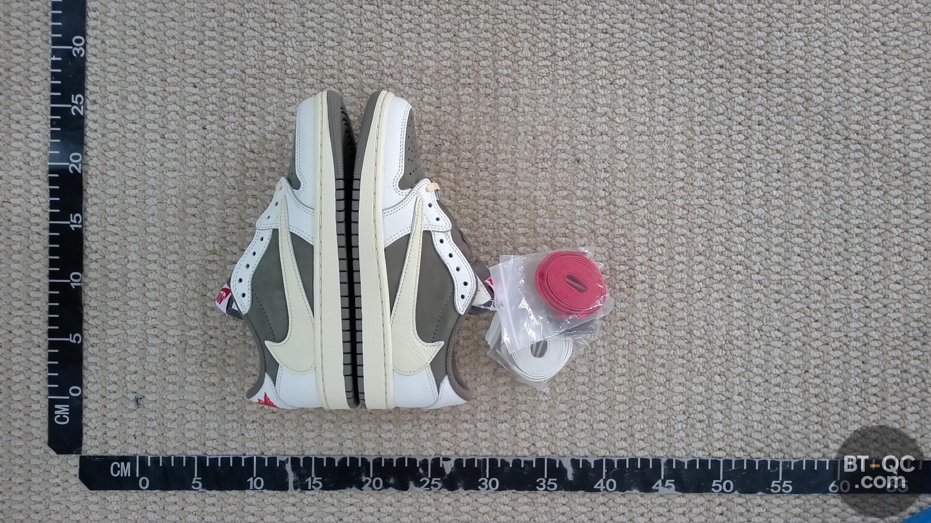 Nike Air Jordan 1 Low Travis Scott Reverse Mocha QC