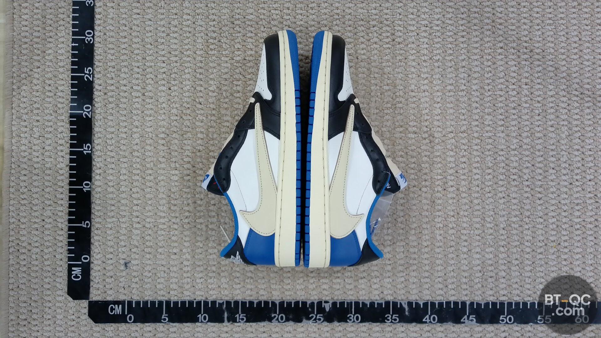 Nike Sneakers QC