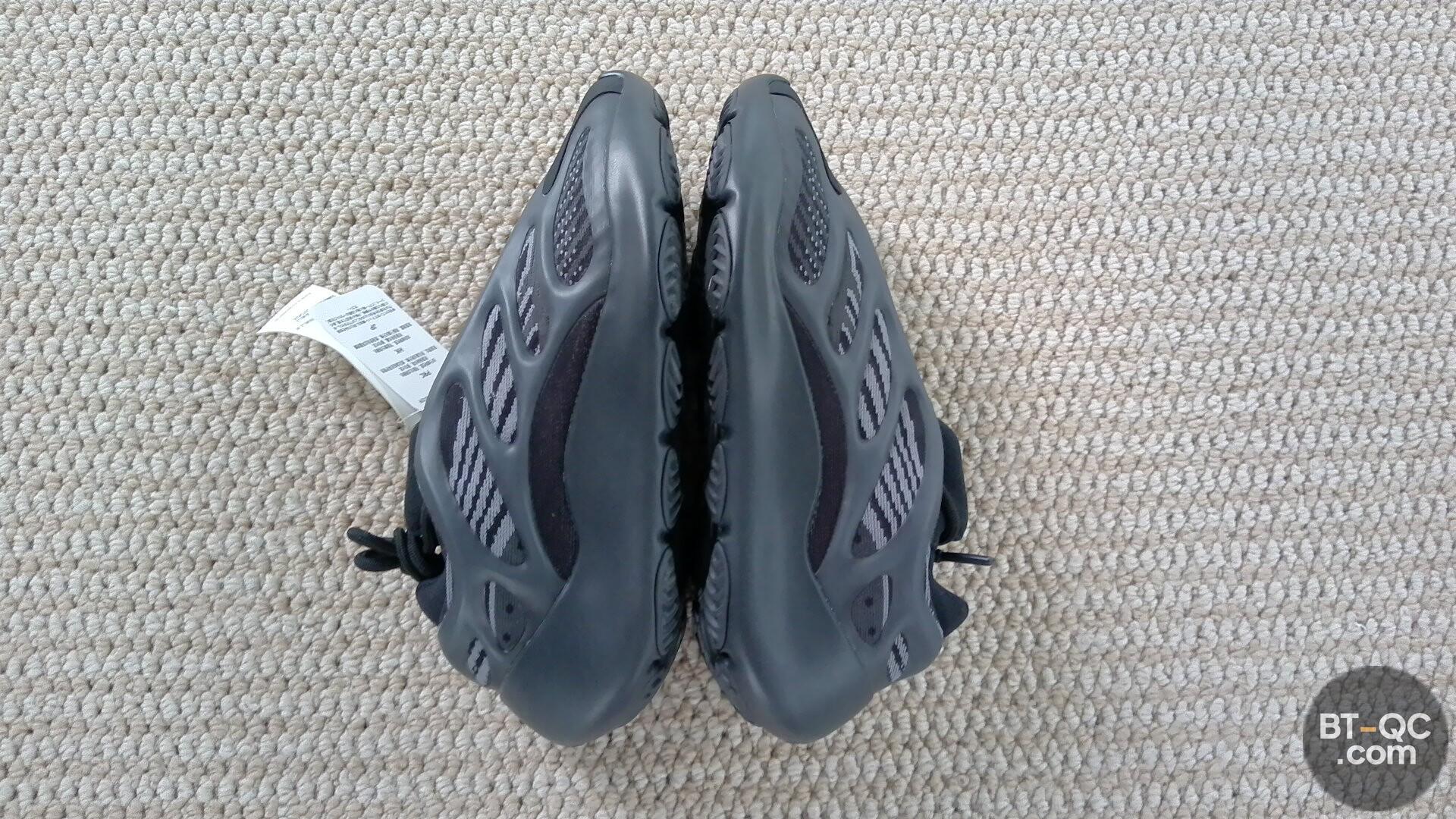 Yeezy Sneakers QC
