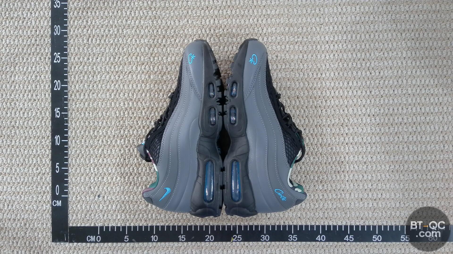 Nike Sneakers QC