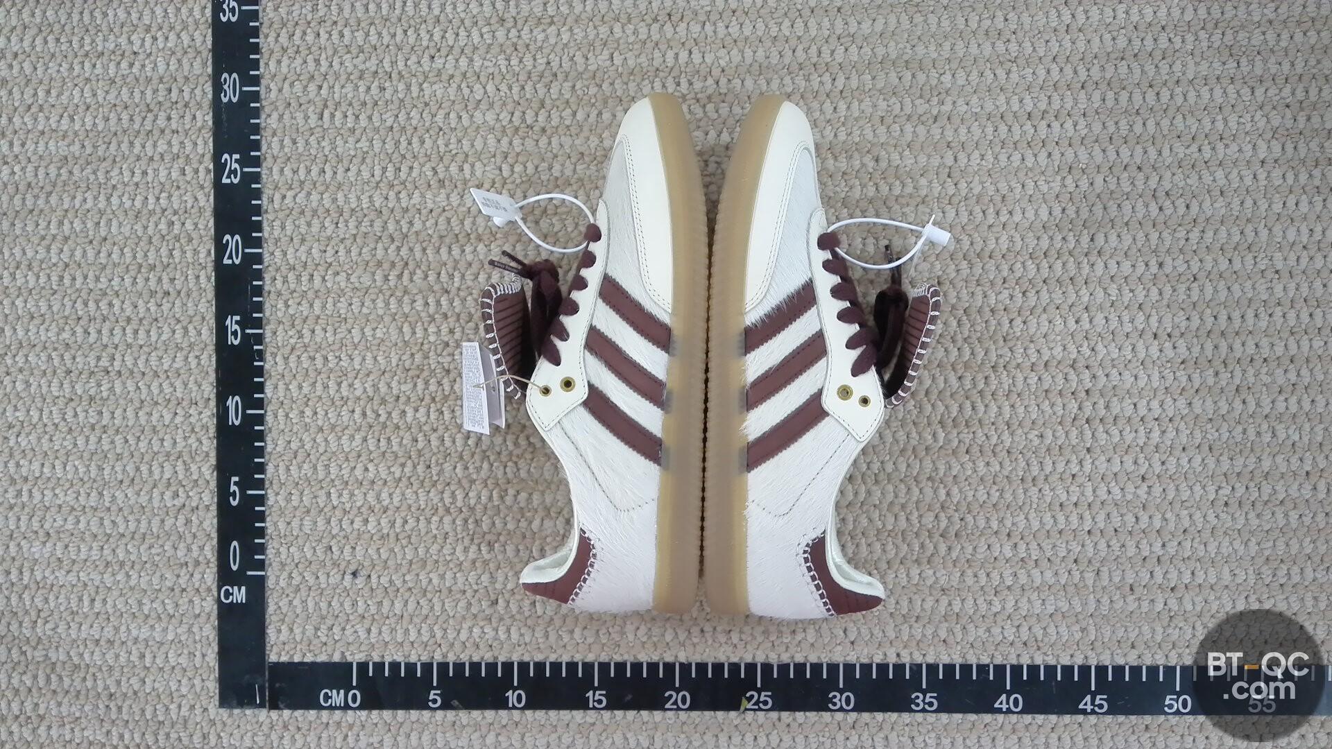 Adidas Sneakers QC