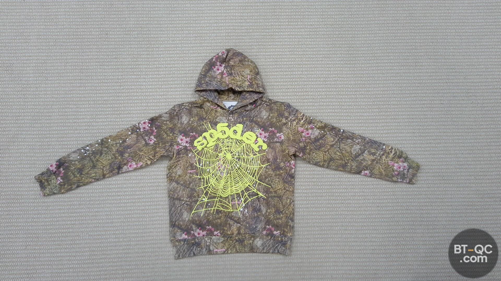 SP5DER Tracksuits QC
