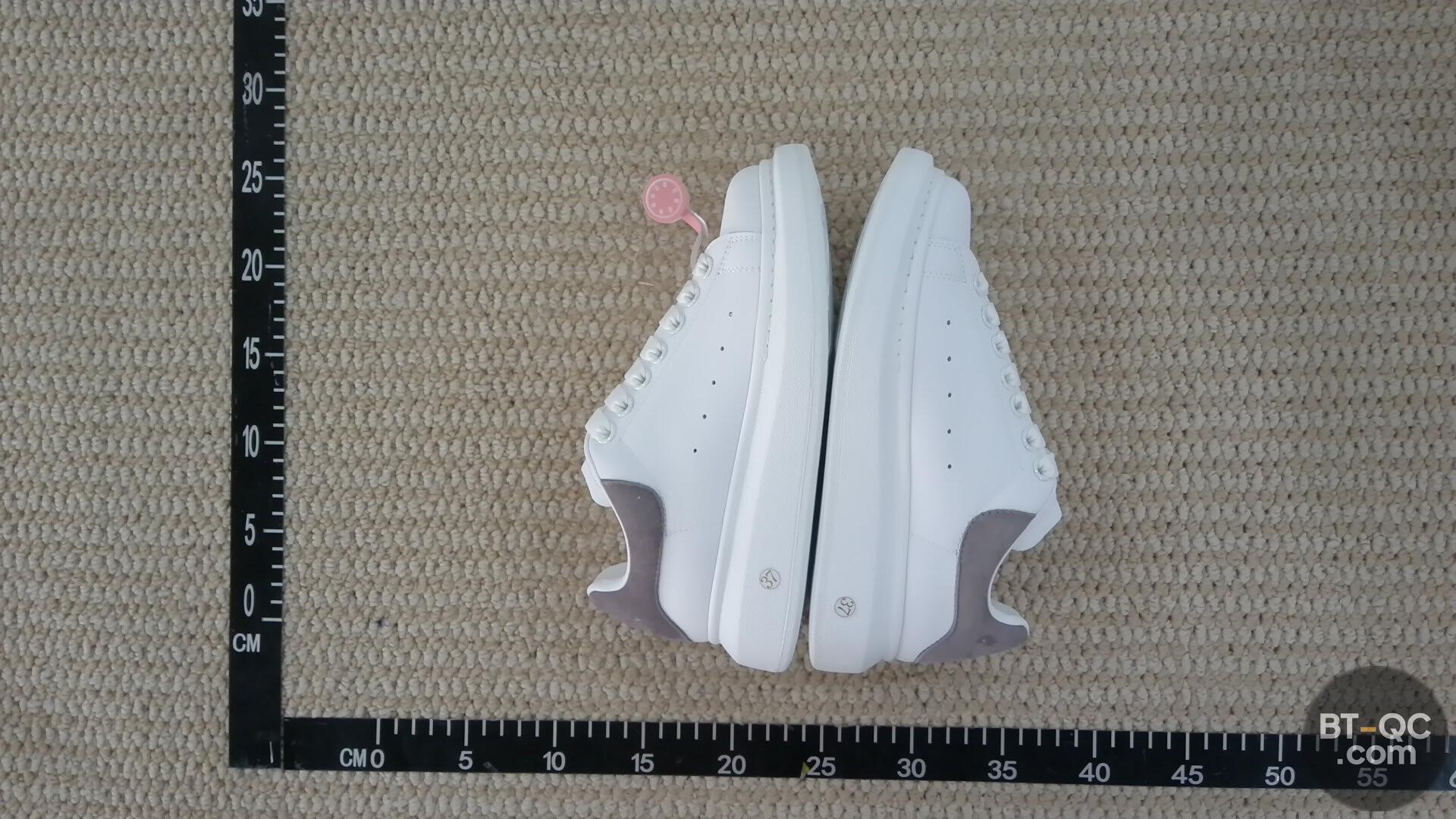 Alexander McQueen Sneakers QC