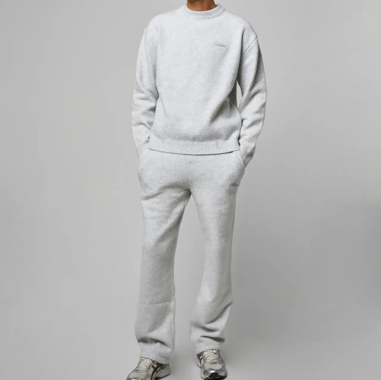 Ins Style Pure Color Simple High-End Personalized Street Sweater Suit 2025 Autumn and Winter Cross-Border New Round Neck Sweater
