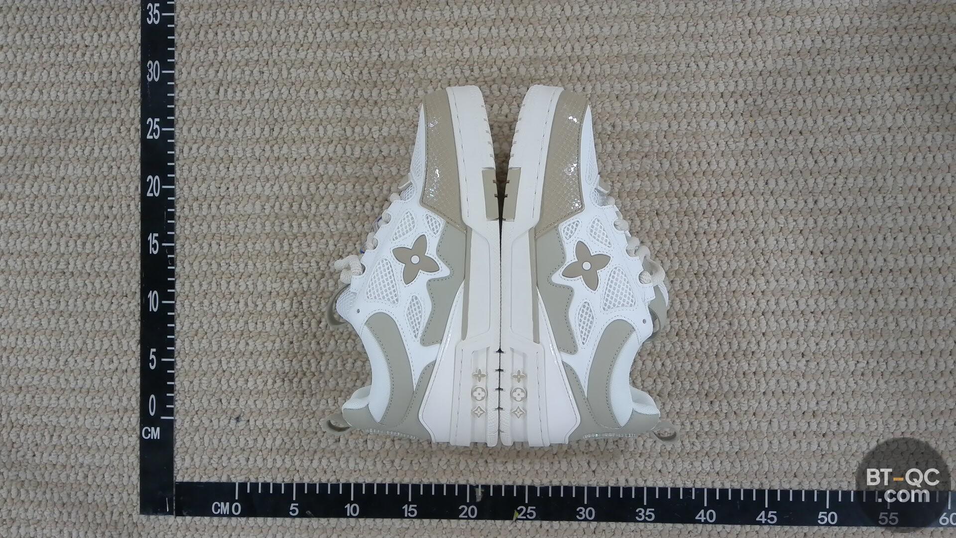 Louis Vuitton Sneakers QC