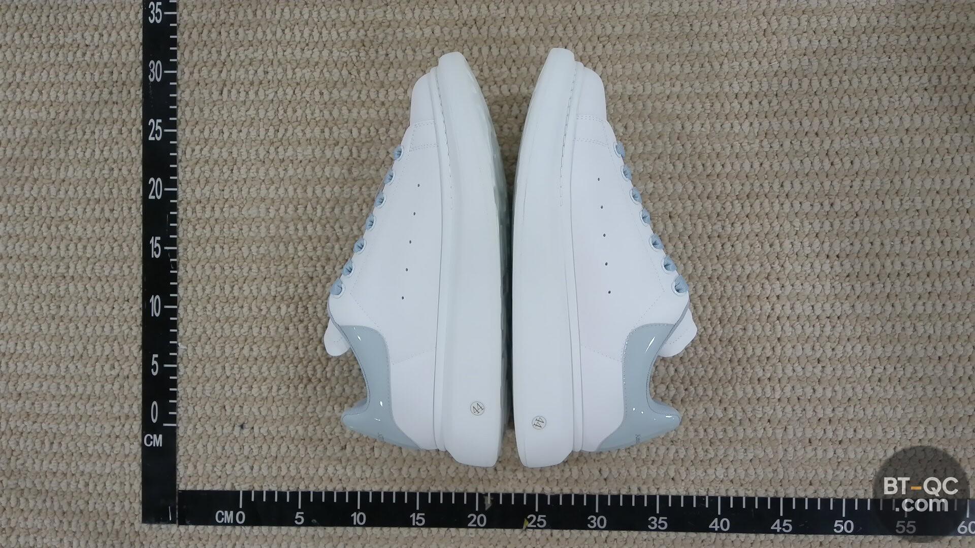 Alexander McQueen Sneakers QC
