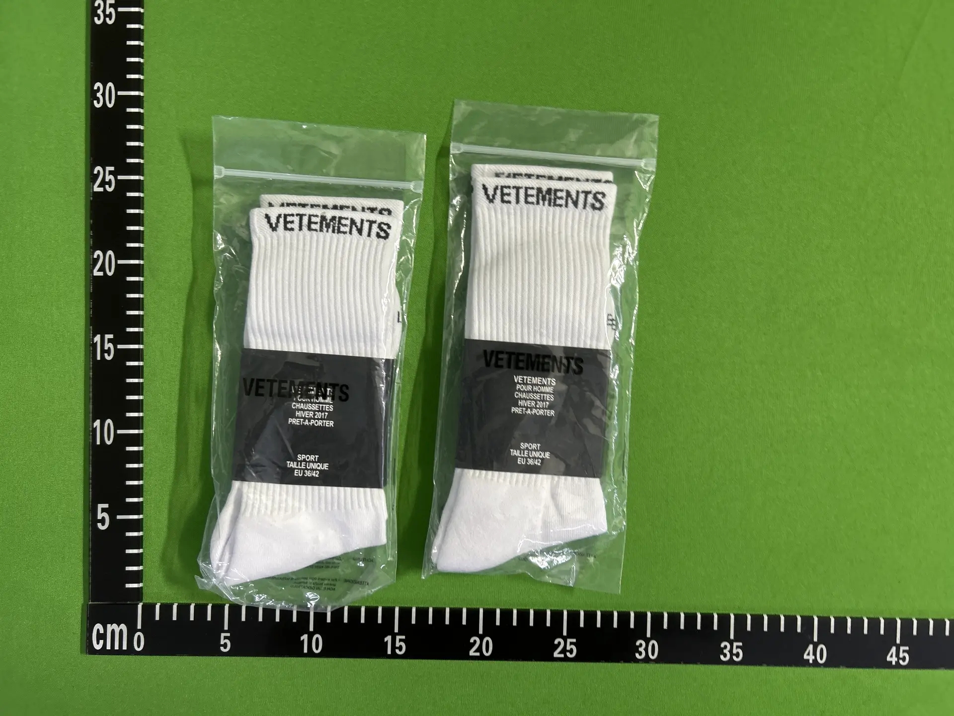VETEMENTS Socks VT Socks Thread Letter Socks