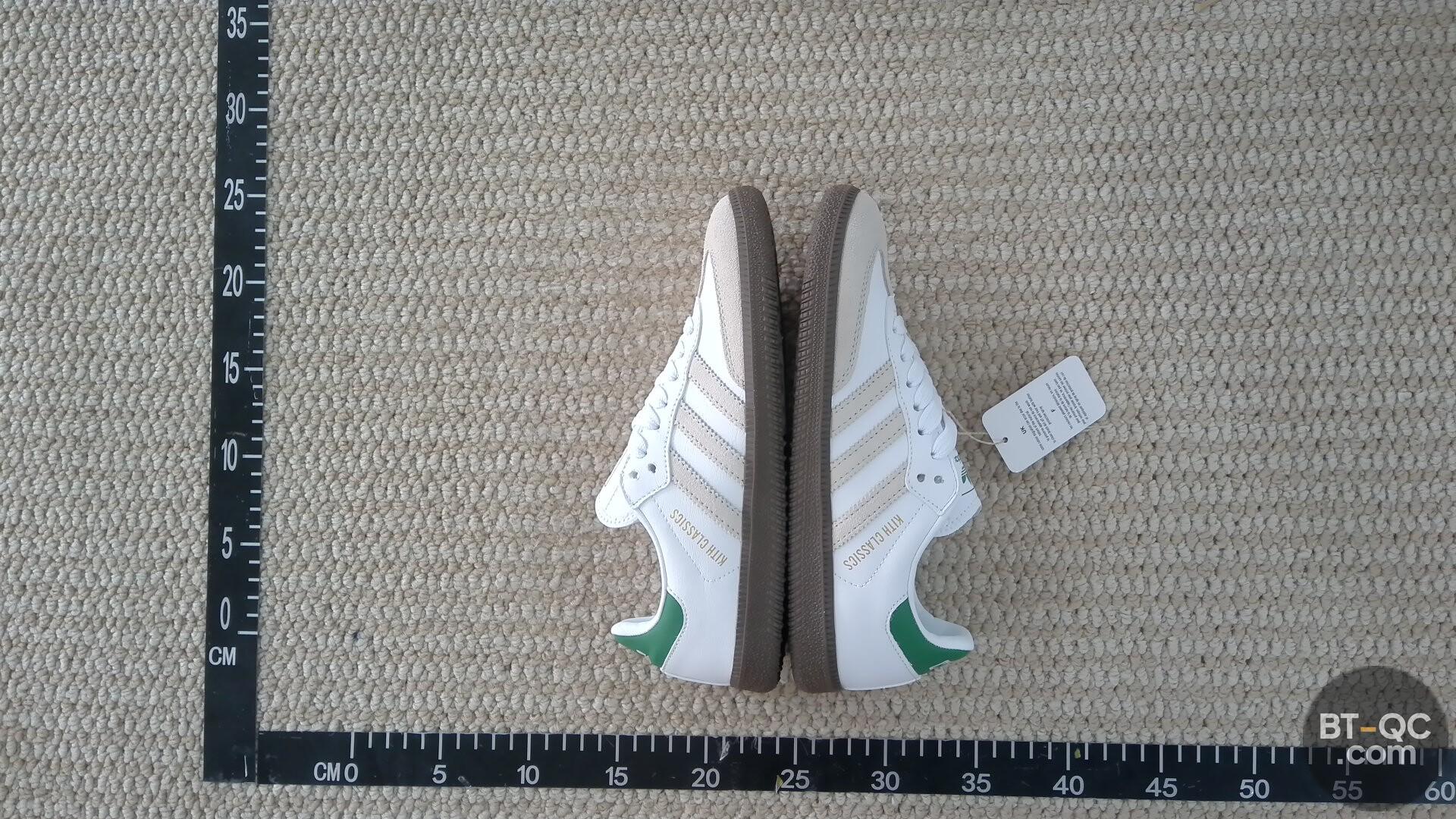 Adidas Sneakers QC
