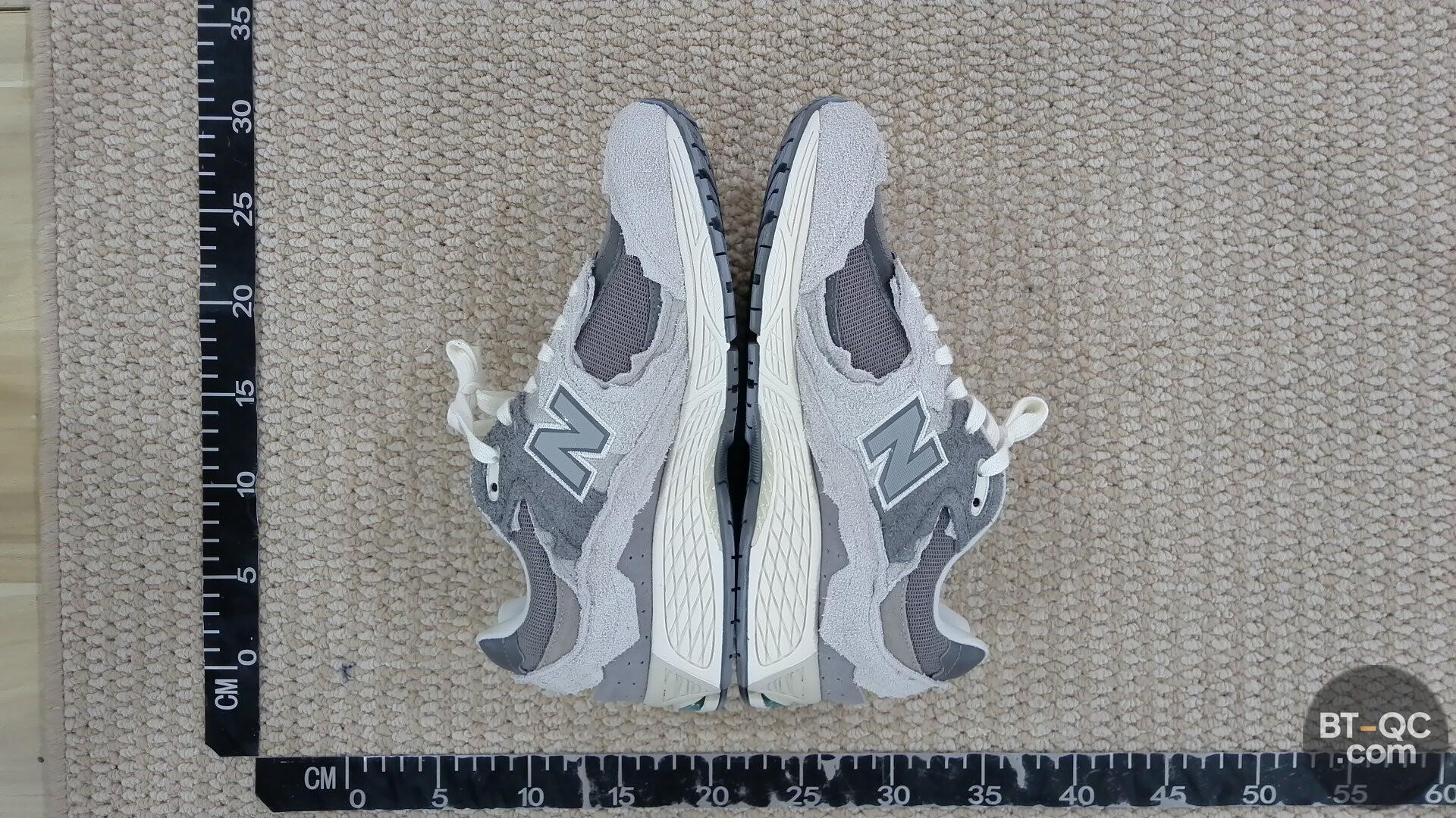 New Balance M2002RDA Sneakers QC
