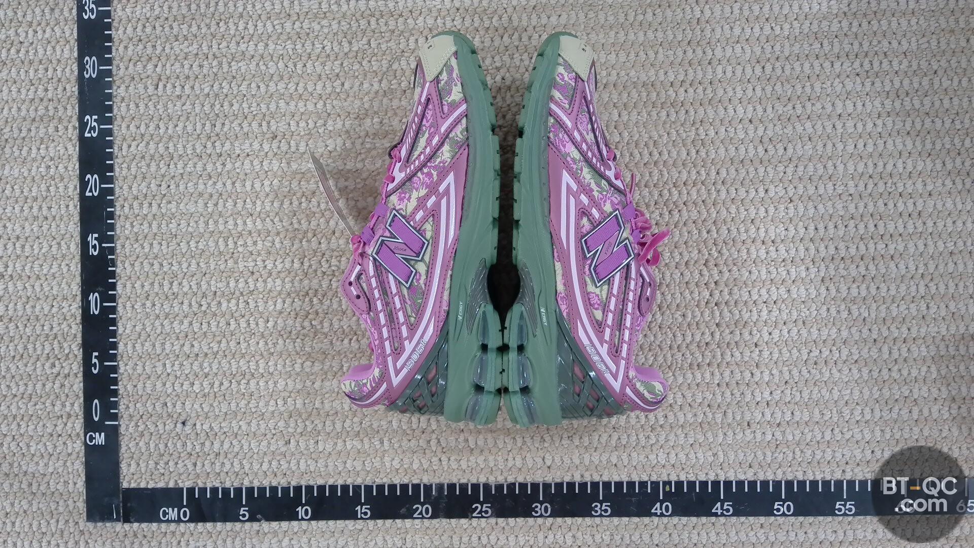 New Balance M1906RDB Sneakers QC