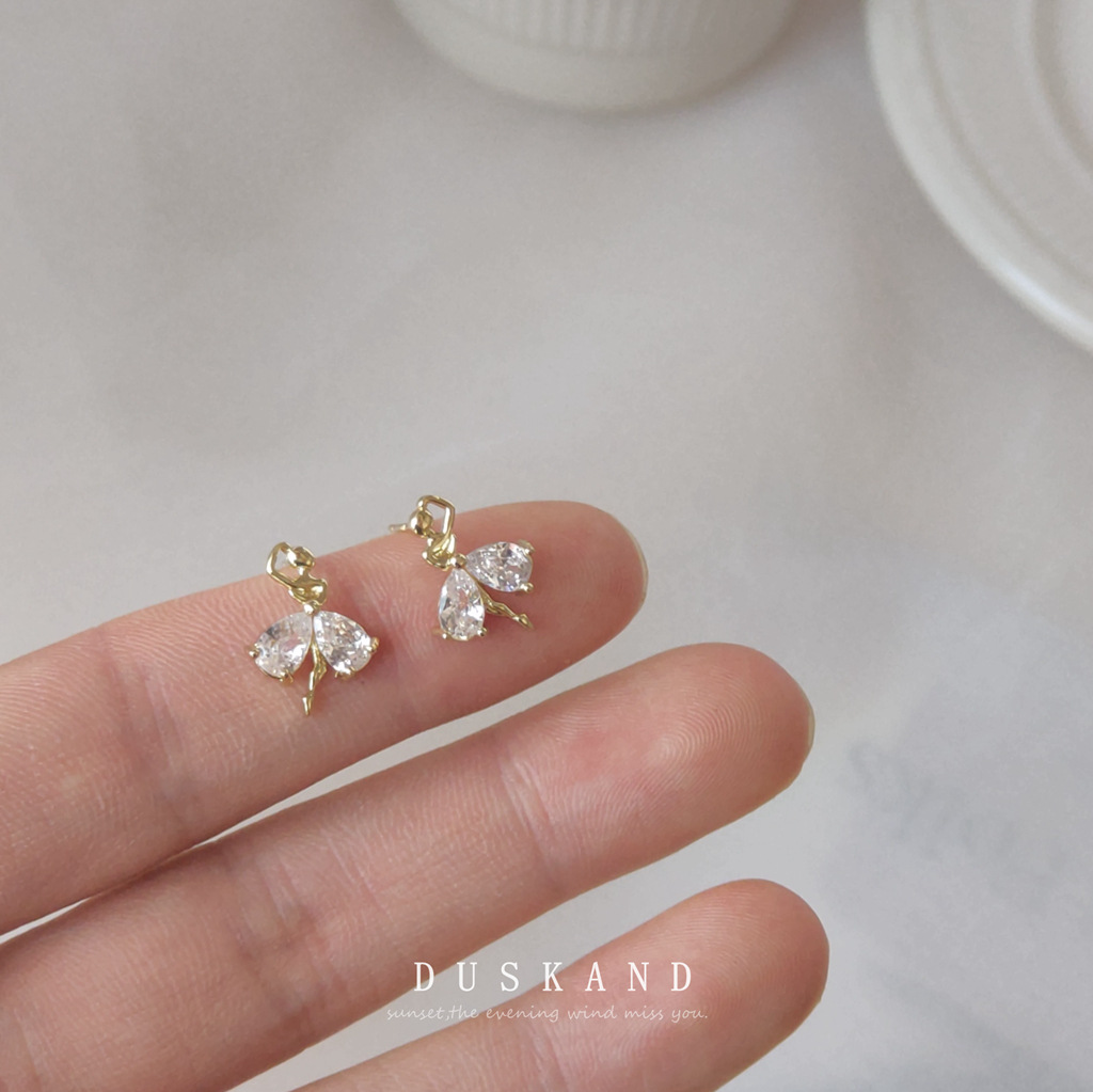 Sweet Ballet Girl Silver-Plated Needle Creative Earrings, Japanese and Korean Simple Niche Exquisite New Ear Jewelry