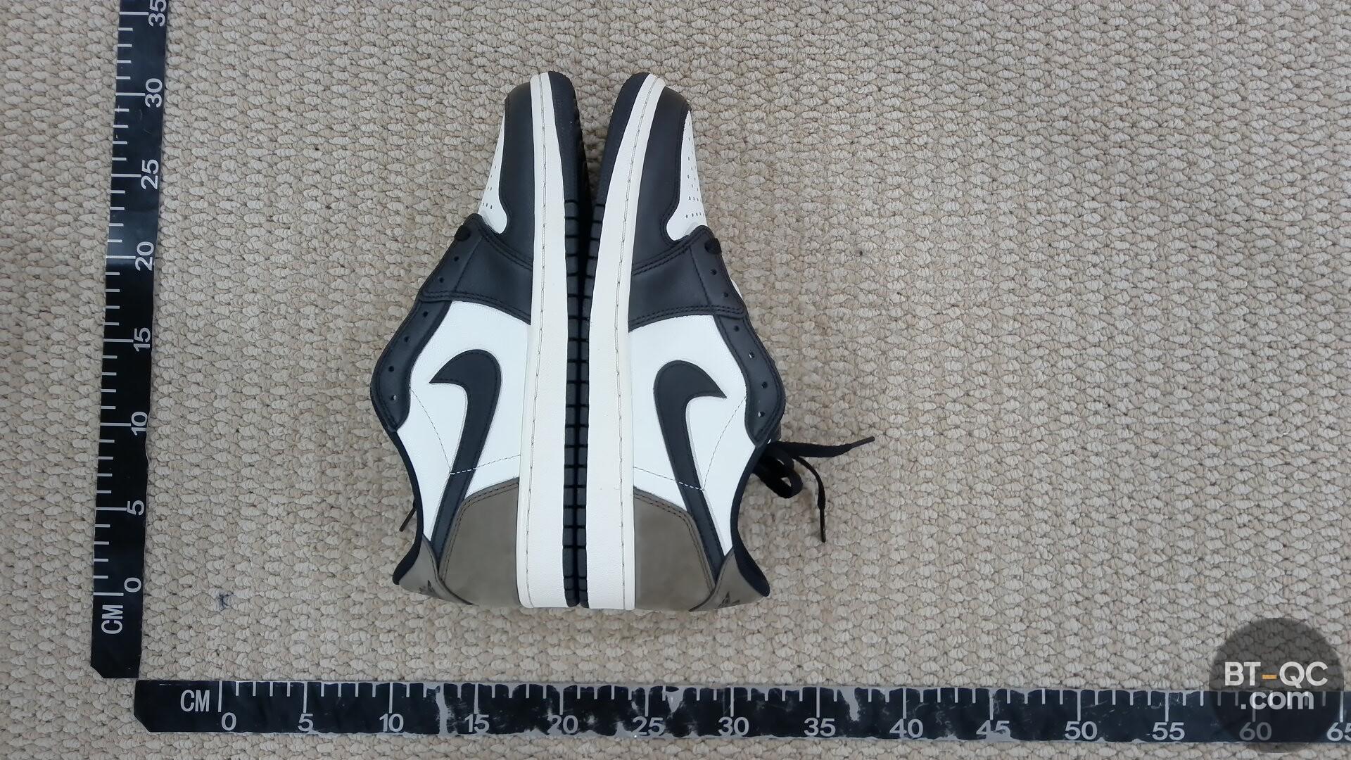 Nike Sneakers QC