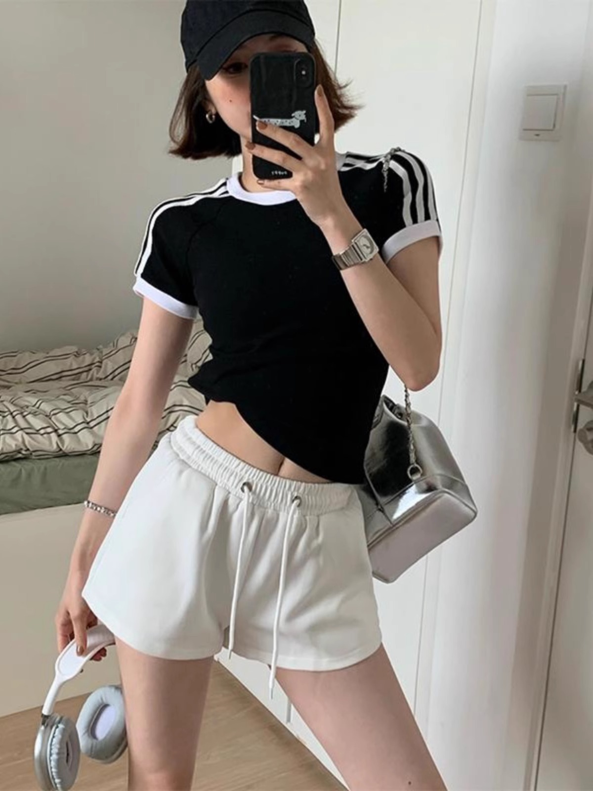 American-Style Sports Wide-Leg Shorts for Women, Summer 2026 New Model, High-Waisted, Slimming, Loose Hot Pants, Versatile Casual Pants