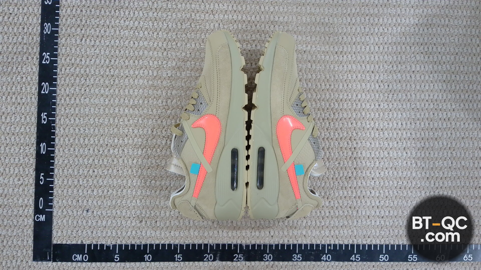 Nike Sneakers QC
