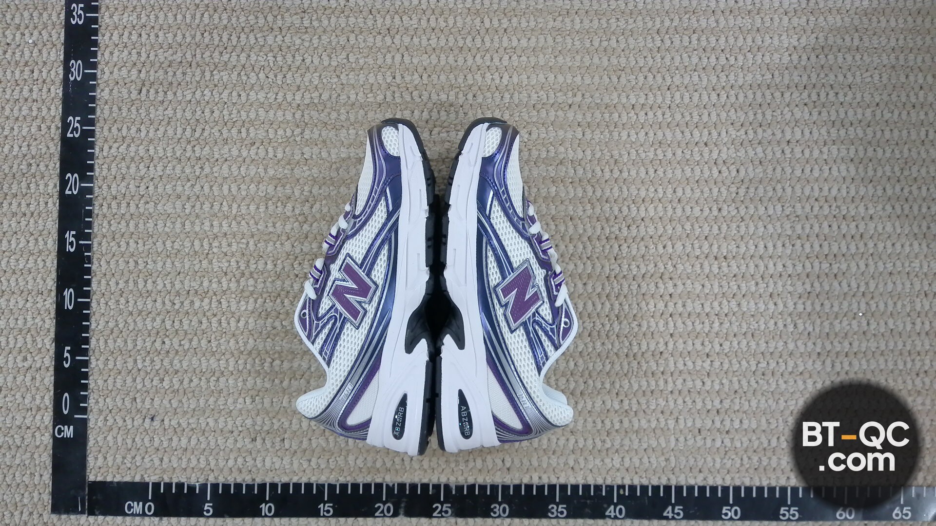 New Balance Sneakers QC