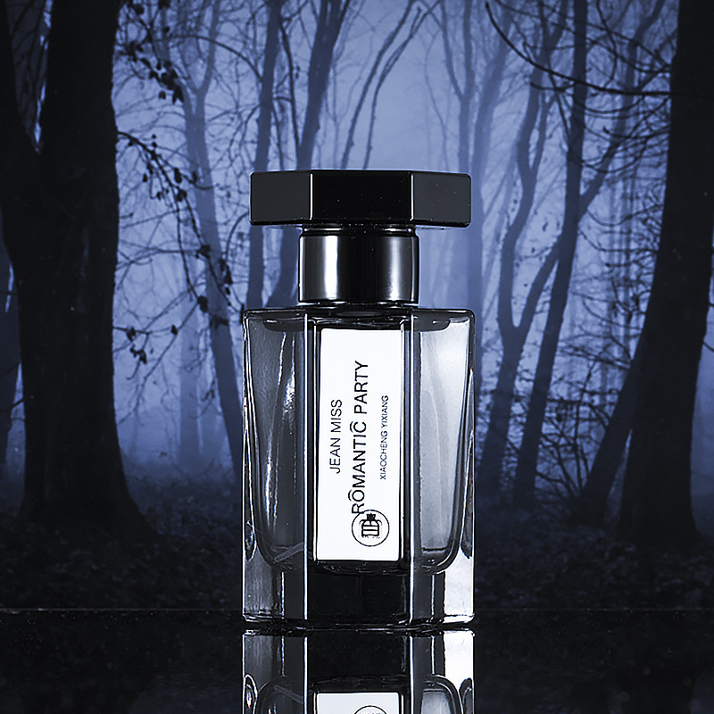 Shake the sound Net red explosions small town Yixiang brand underworld Road perfume small fresh men's and women's perfume lasting light fragrance
