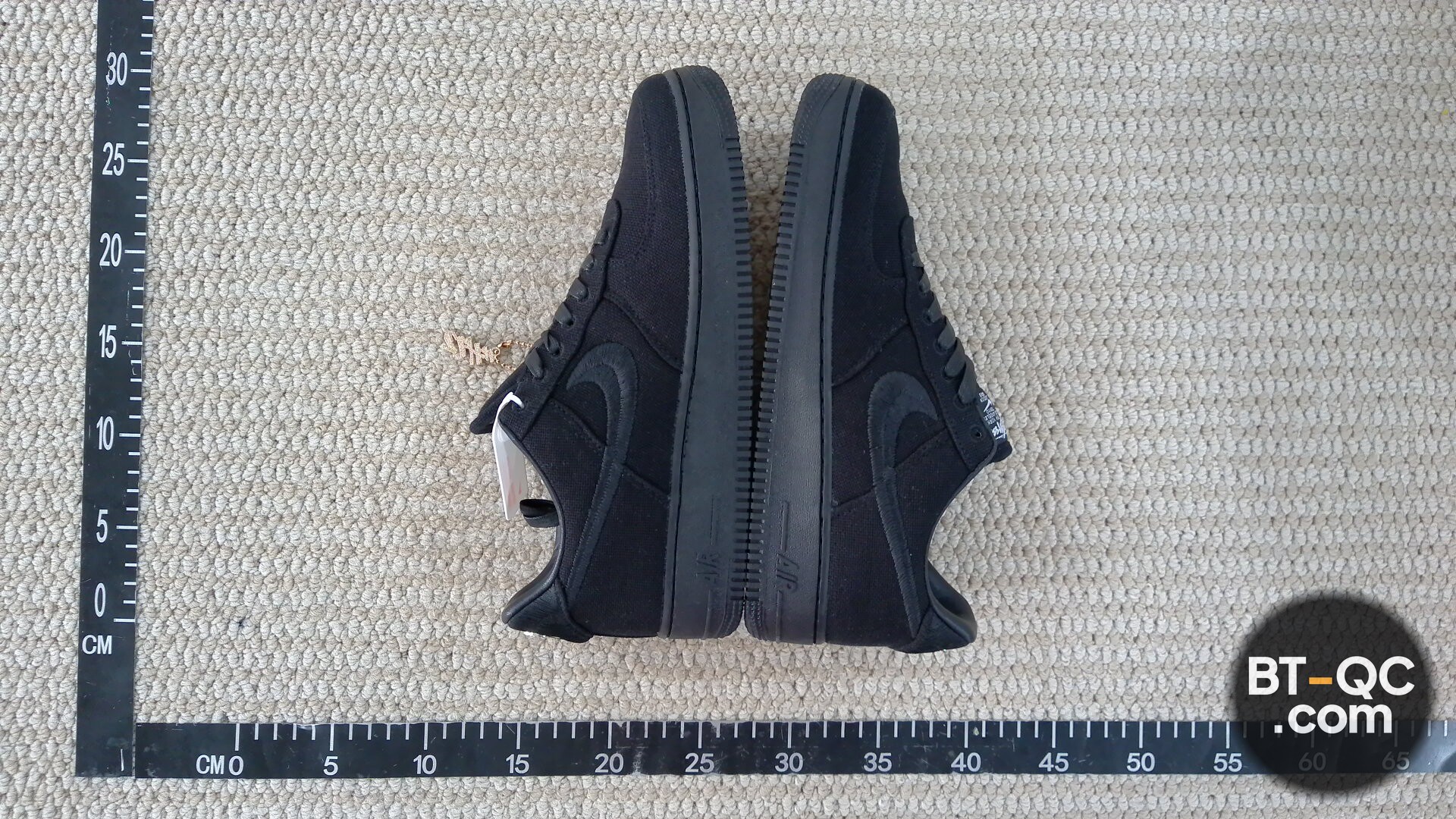 Nike Sneakers QC
