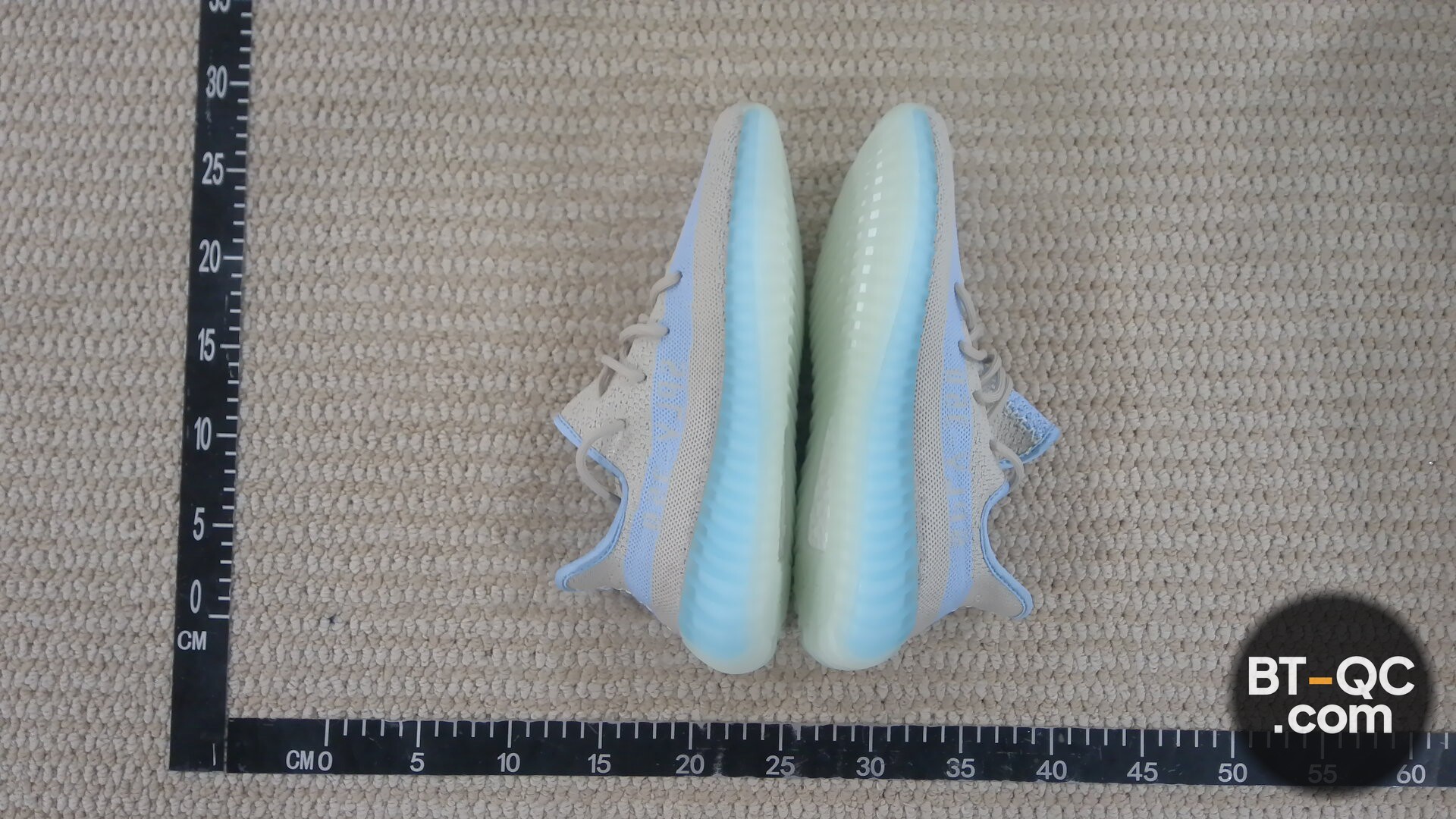 Adidas Yeezy Boost 350 V2 Light QC