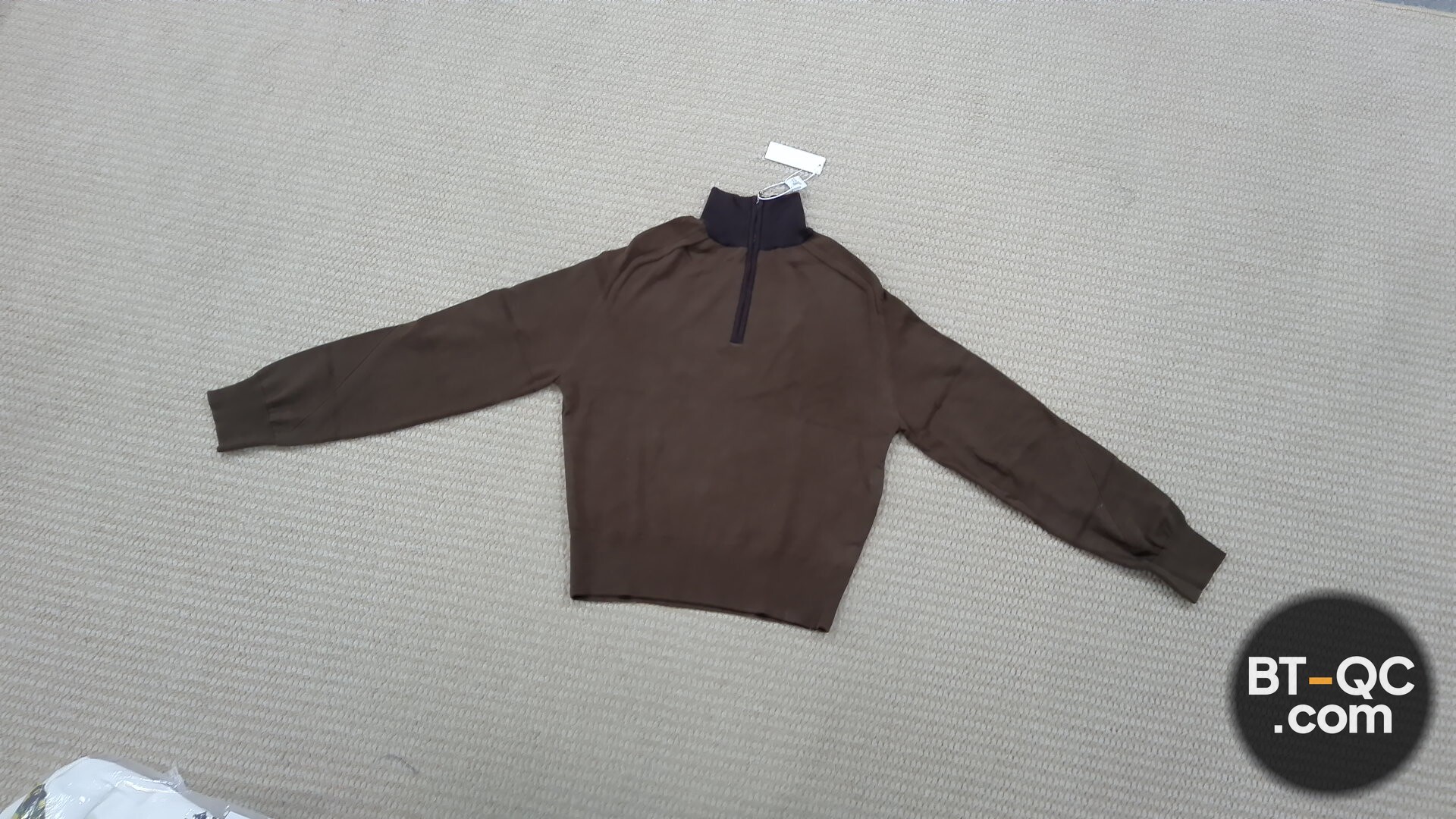 Vuja De Sweaters QC