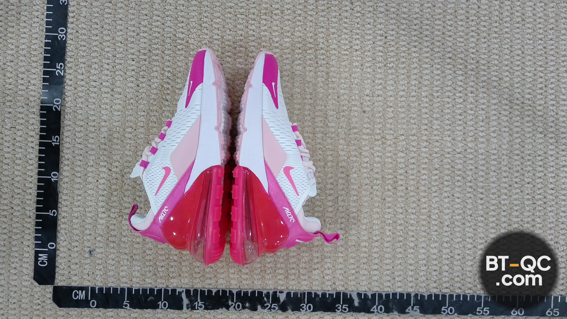 Nike Sneakers QC
