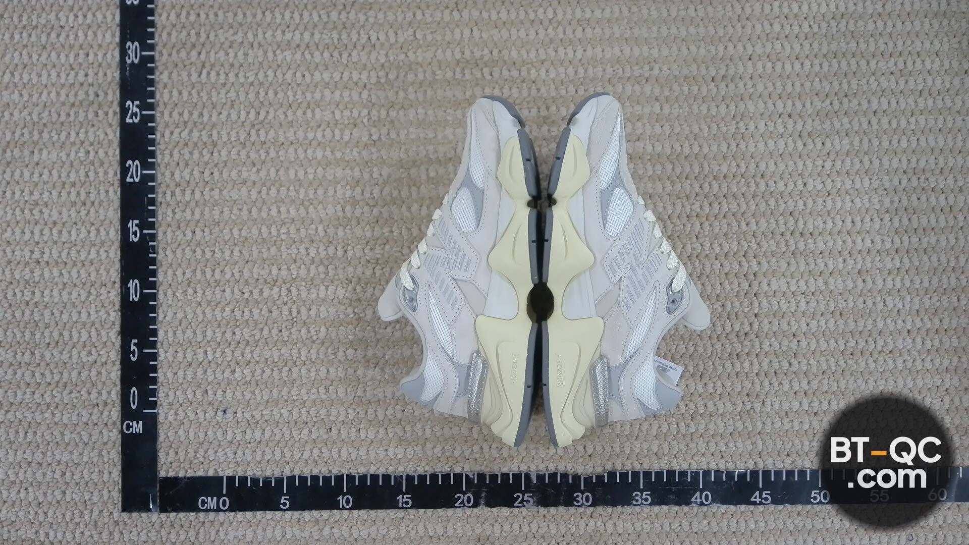 New Balance U9060ECA Sneakers QC