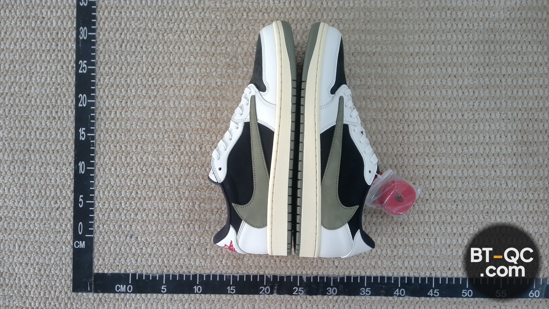 Nike Air Jordan 1 Low Travis Scott Reverse Mocha QC