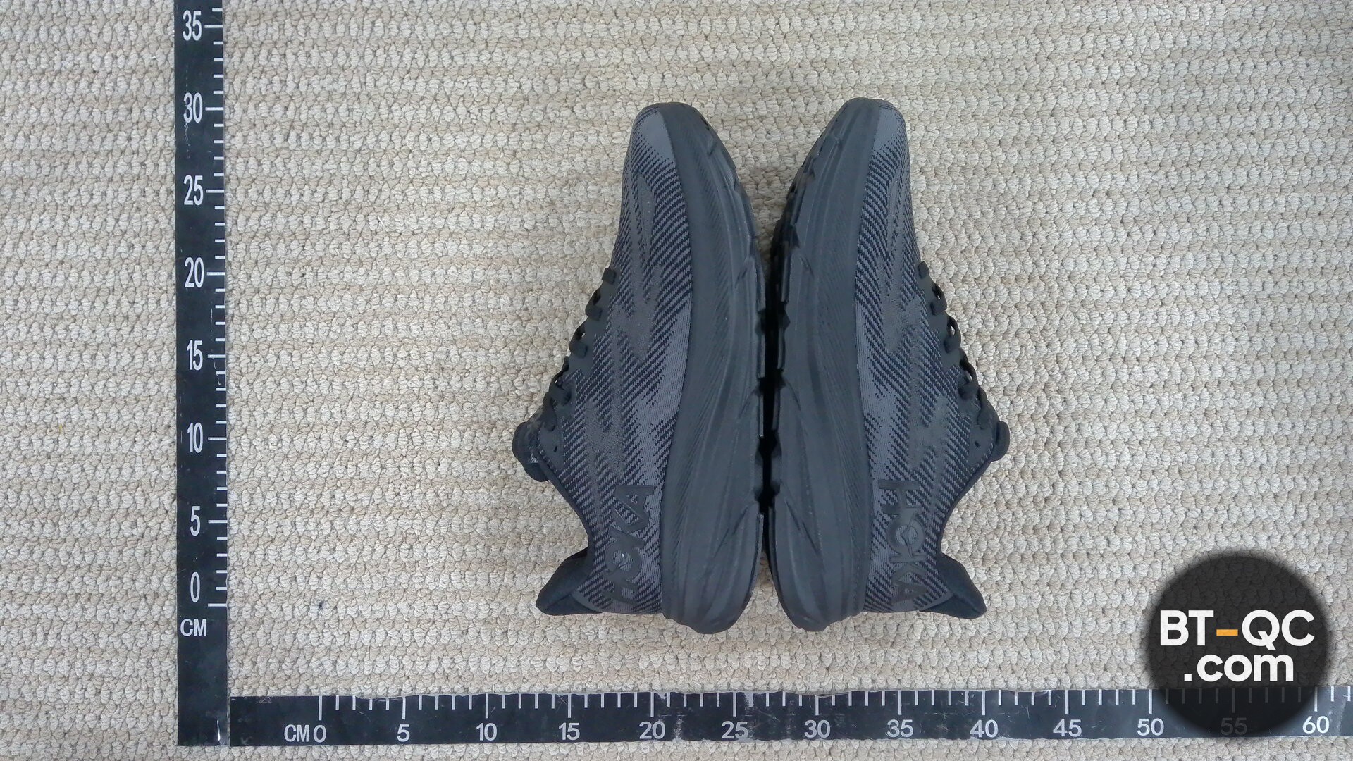 HOKA Clifton 9 Black Running Shoes QC