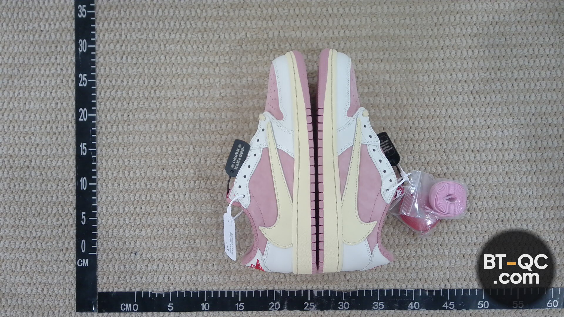Nike Sneakers QC