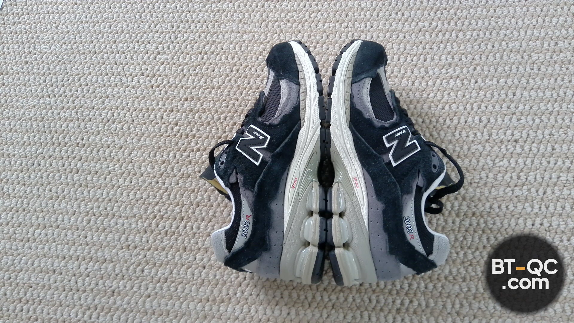 New Balance M2002RDJ Sneakers QC