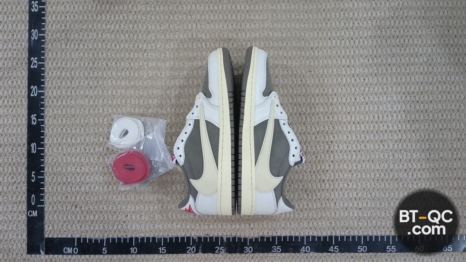 Nike Sneakers QC