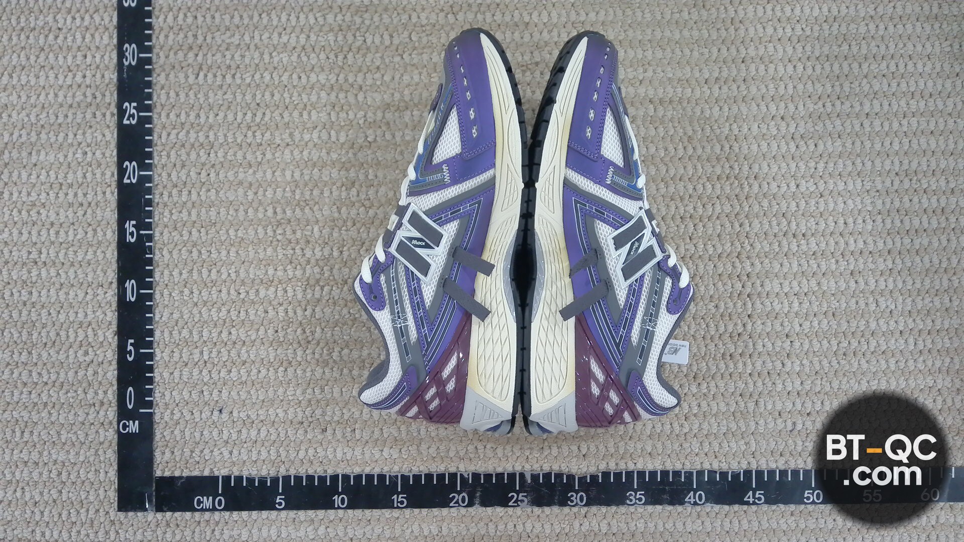 New Balance 1906R Sneakers QC