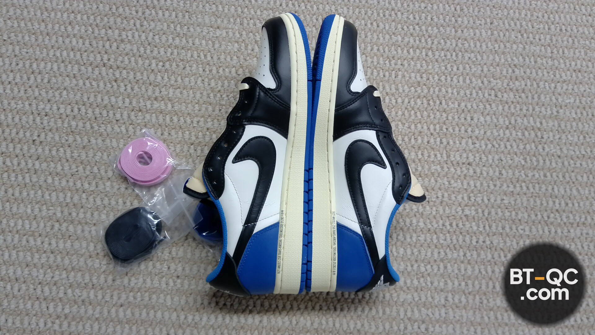 Nike Sneakers QC