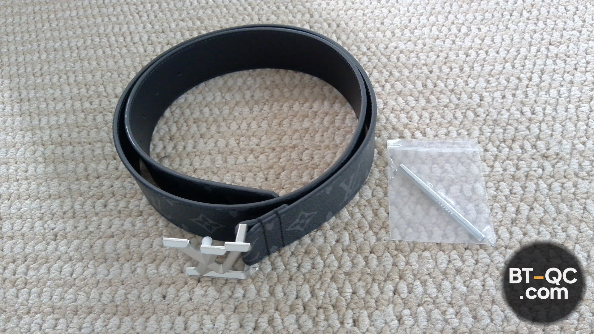 Louis Vuitton Belts QC