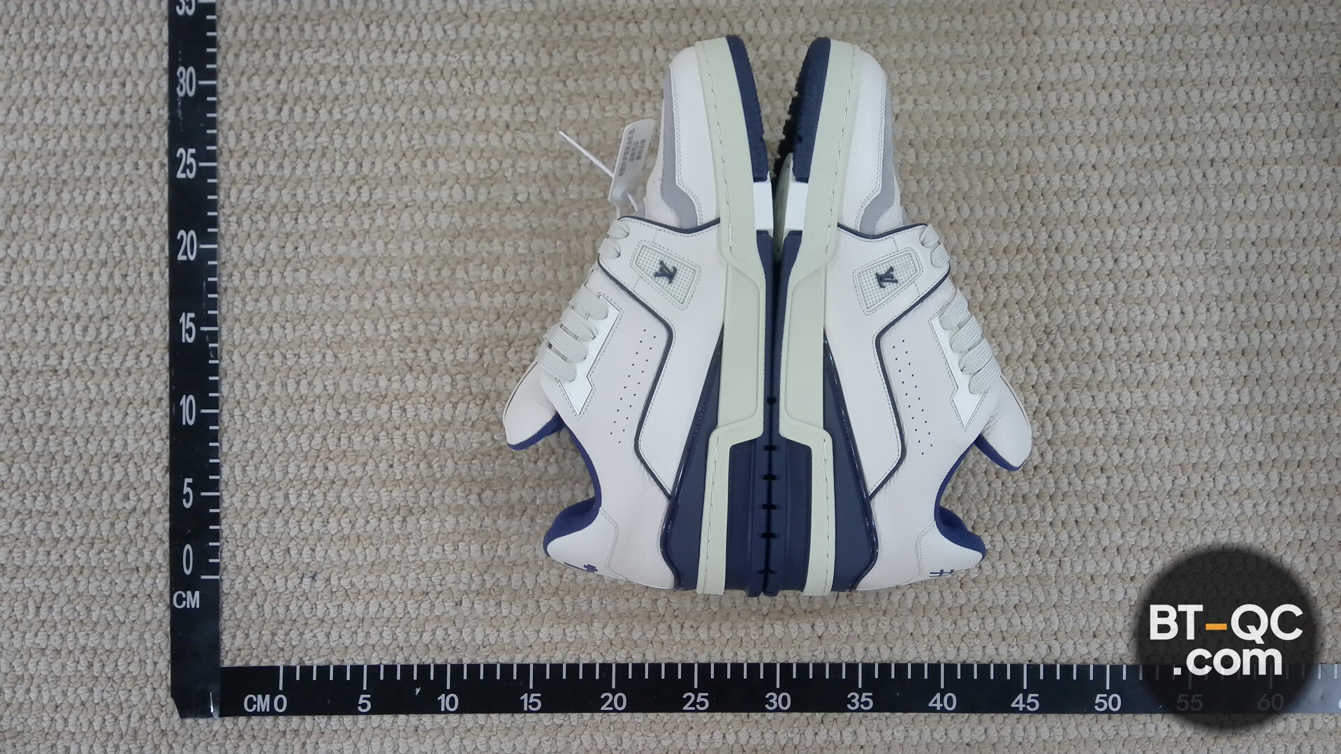 Louis Vuitton Sneakers QC