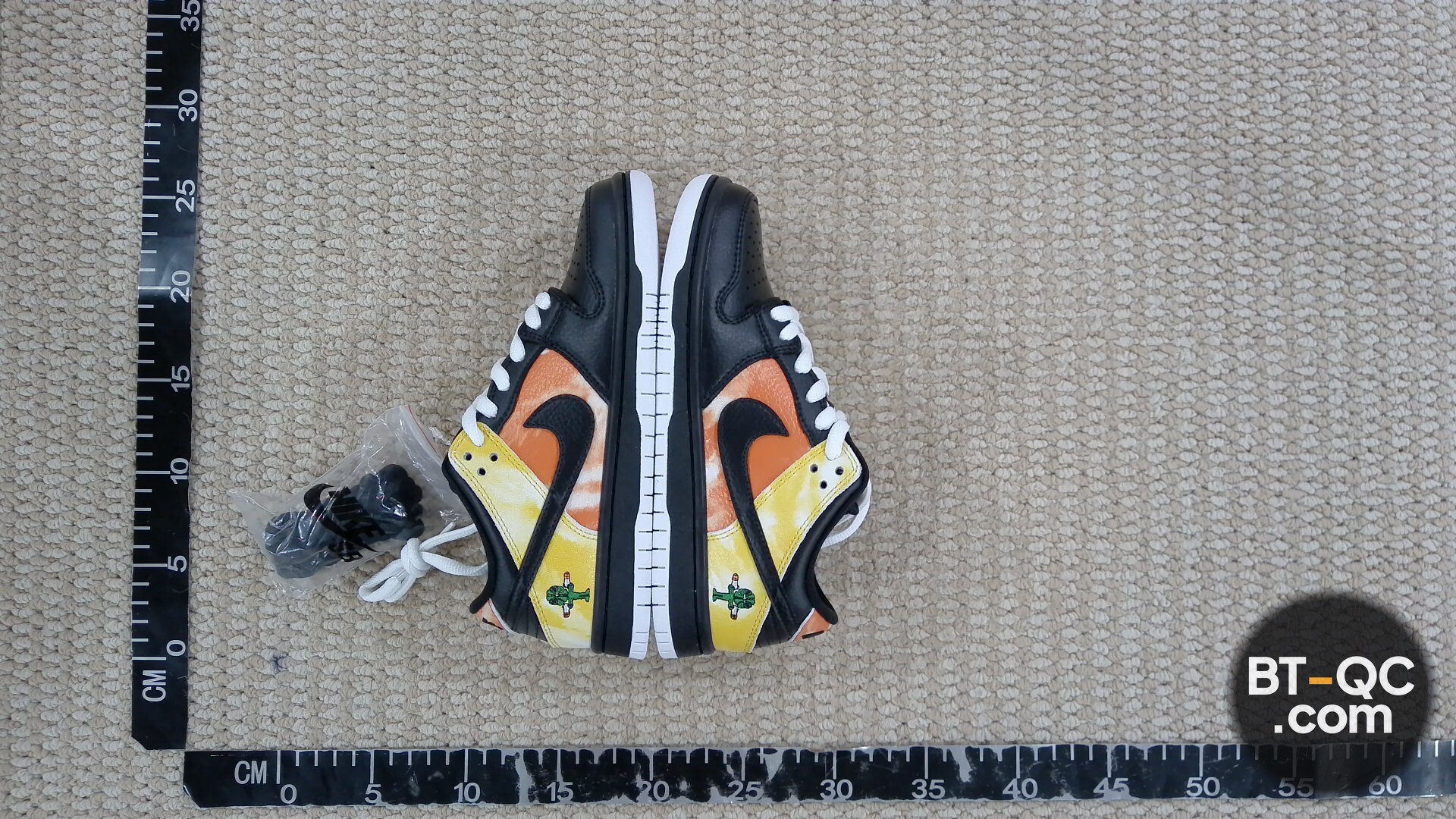 Nike Sneakers QC
