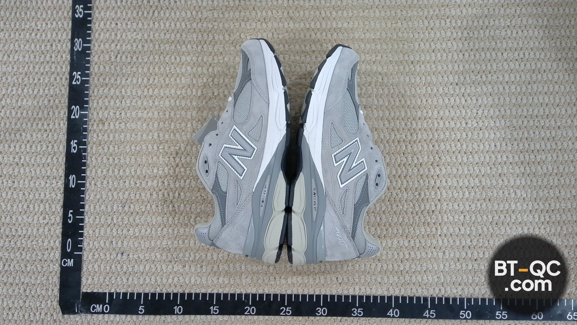 New Balance M990GY3 Sneakers QC